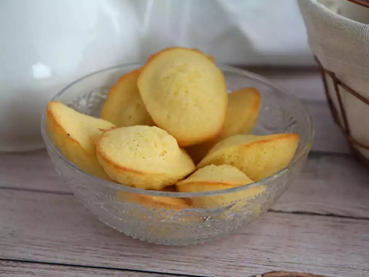 Εύκολη συνταγή για απλά, αφράτα madeleines - φωτογραφία 3