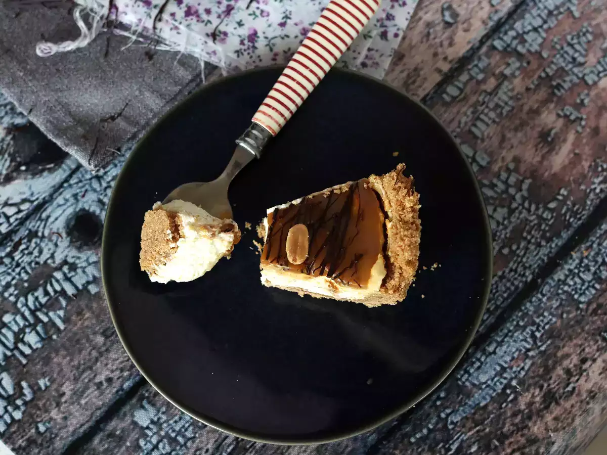 Extra-gourmand τυρόπιτα τύπου Snickers - φωτογραφία 6