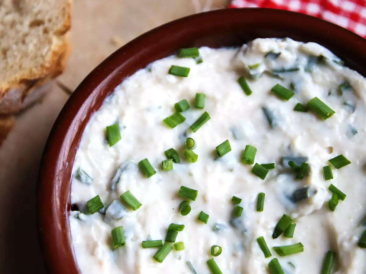 Faux-mage frais σκόρδο και βότανα (το vegan τυρί με βάση τη σόγια!) - φωτογραφία 3