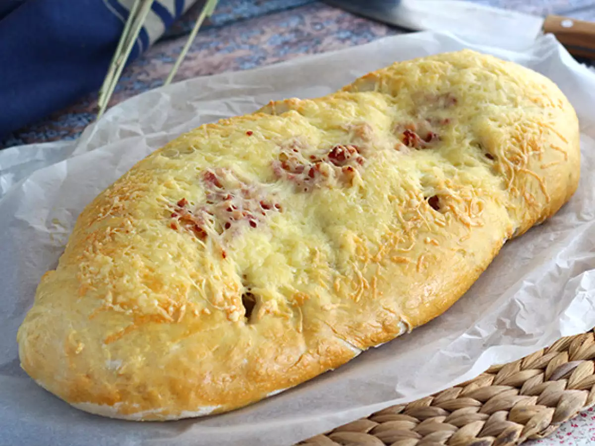 Fougasse με μπέικον και κρεμμύδια - φωτογραφία 4