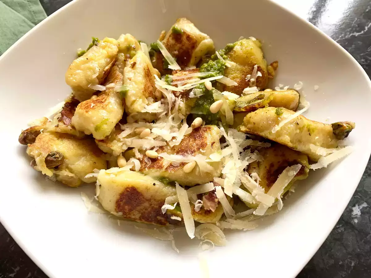 Gnocchi-mozza με πράσινο πέστο - φωτογραφία 2