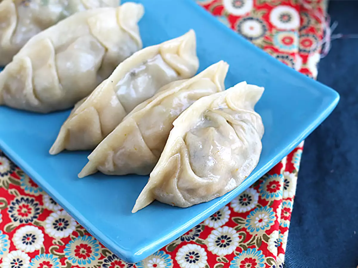 Gyozas με κοτόπουλο, καρότα και μανιτάρια - φωτογραφία 7