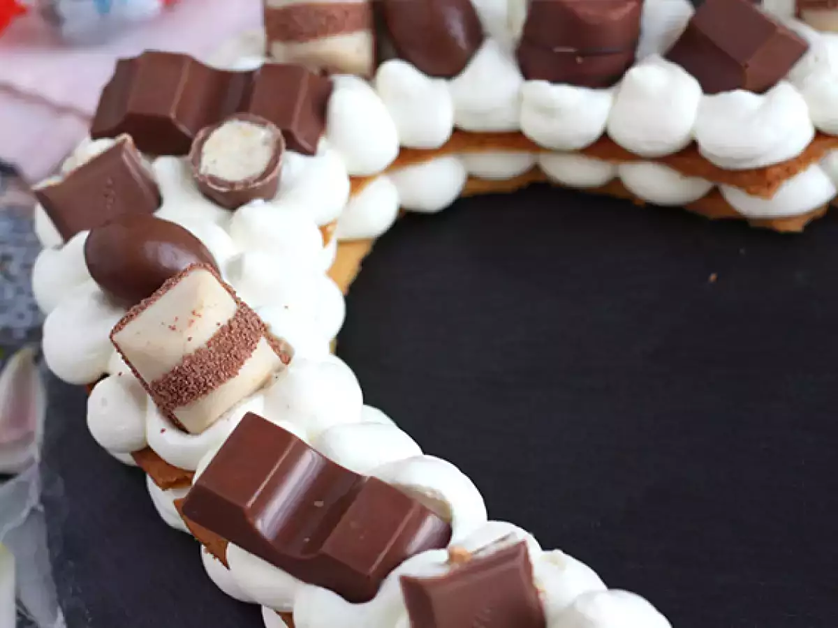 Heart cake au Kinder - Kinder κέικ καρδιάς για την Ημέρα του Αγίου Βαλεντίνου - φωτογραφία 5