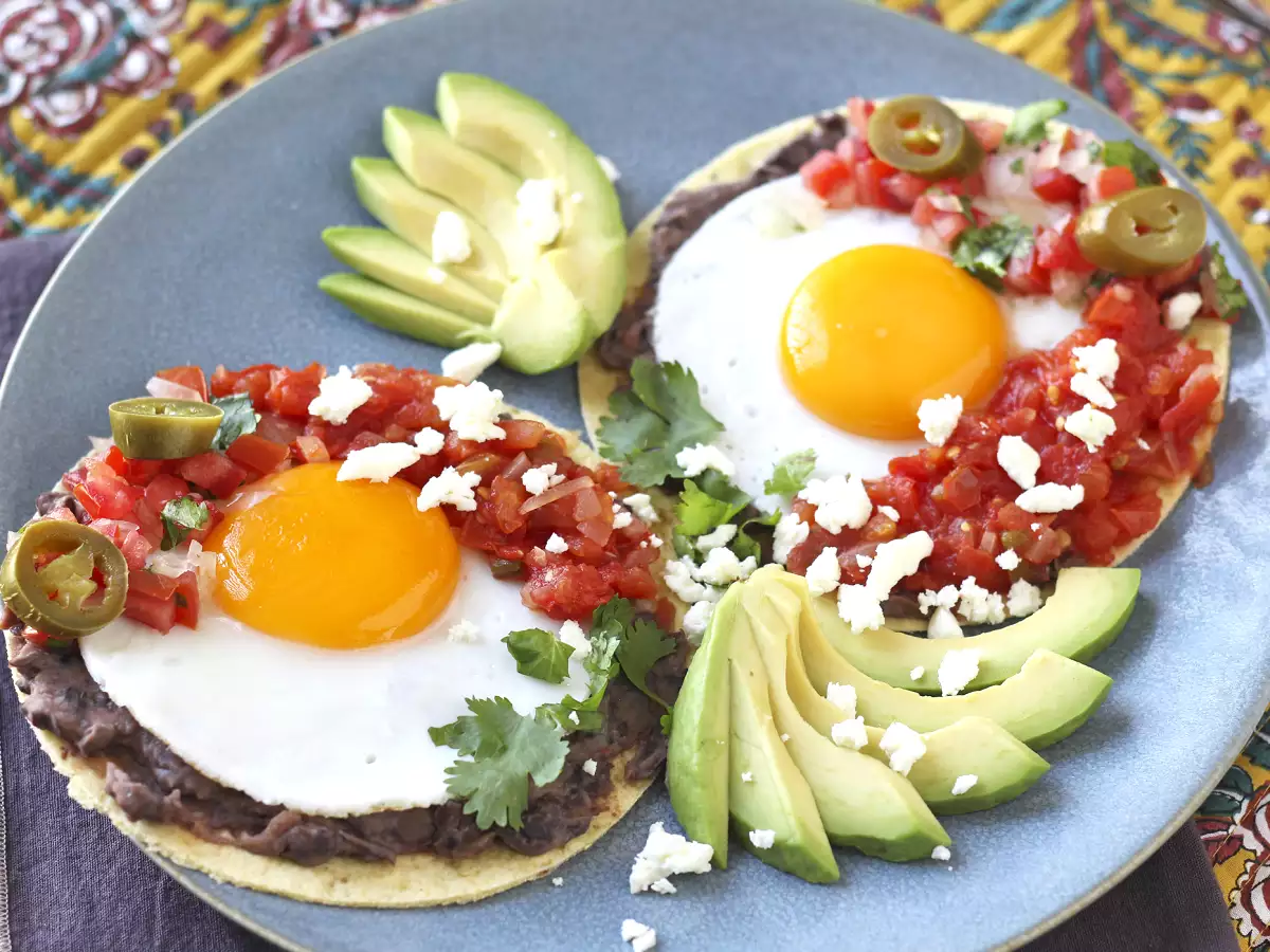 Huevos rancheros: η εμβληματική και νόστιμη μεξικάνικη συνταγή - φωτογραφία 2
