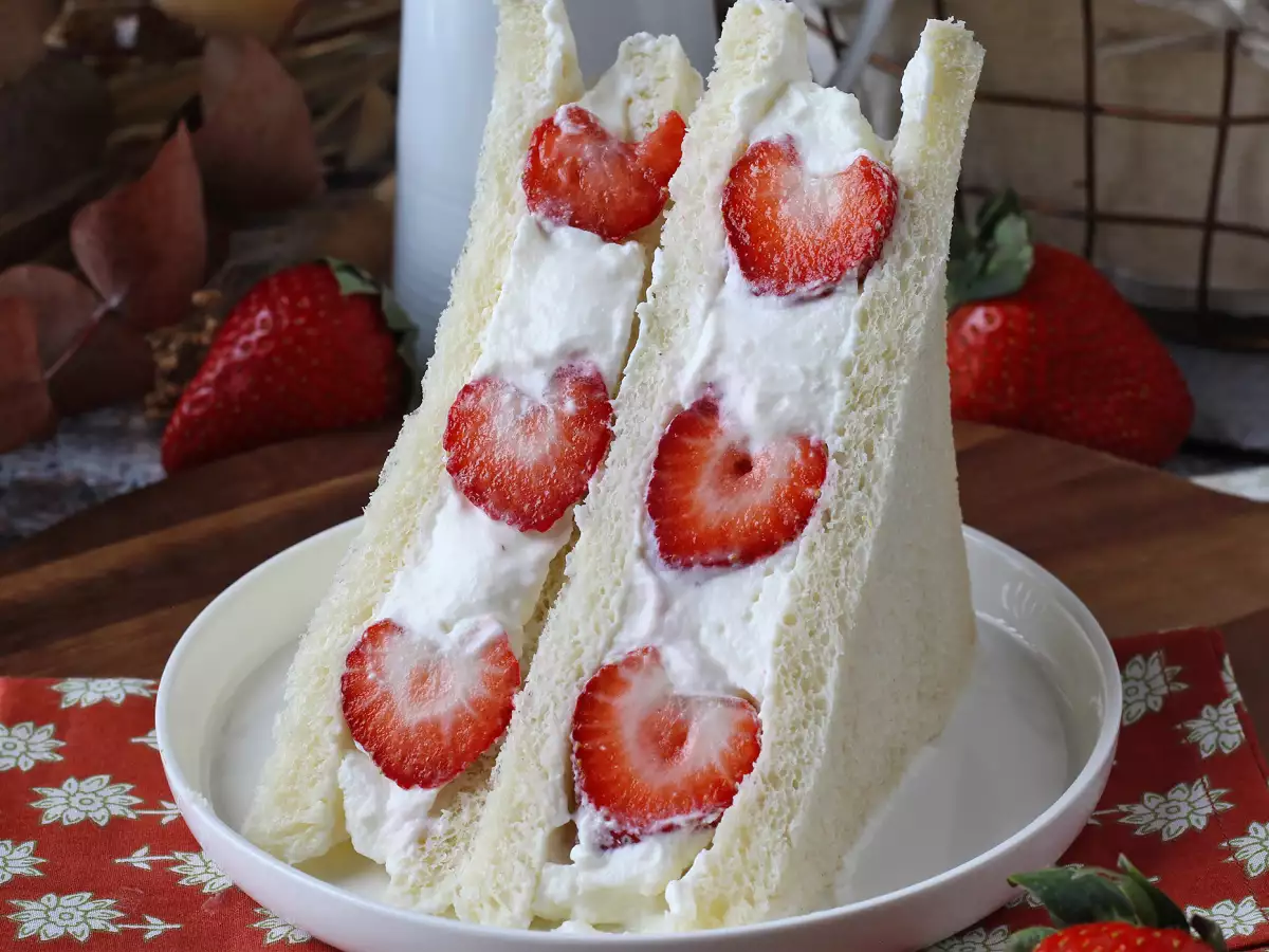 Ichigo sando, το ιαπωνικό σάντουιτς με φράουλες!
