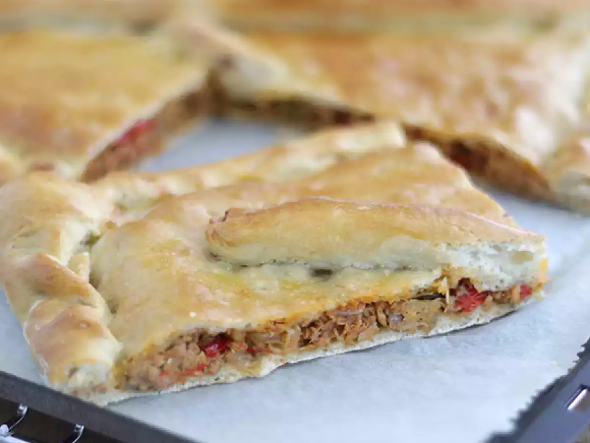 Ισπανικά empanadas τόνου - φωτογραφία 3