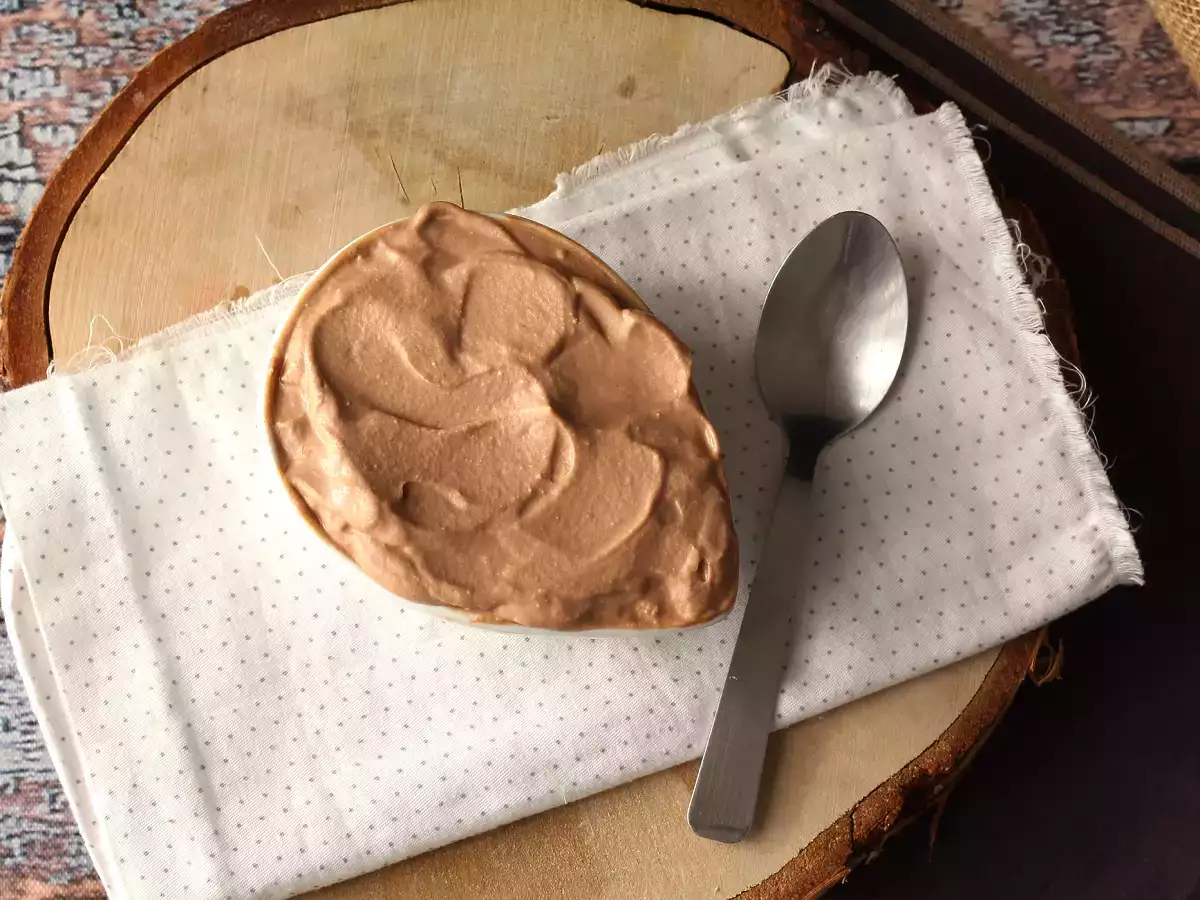 Κρέμα Nutella, ιδανική για την επικάλυψη των κέικ και των κέικ στρώσεων. - φωτογραφία 3