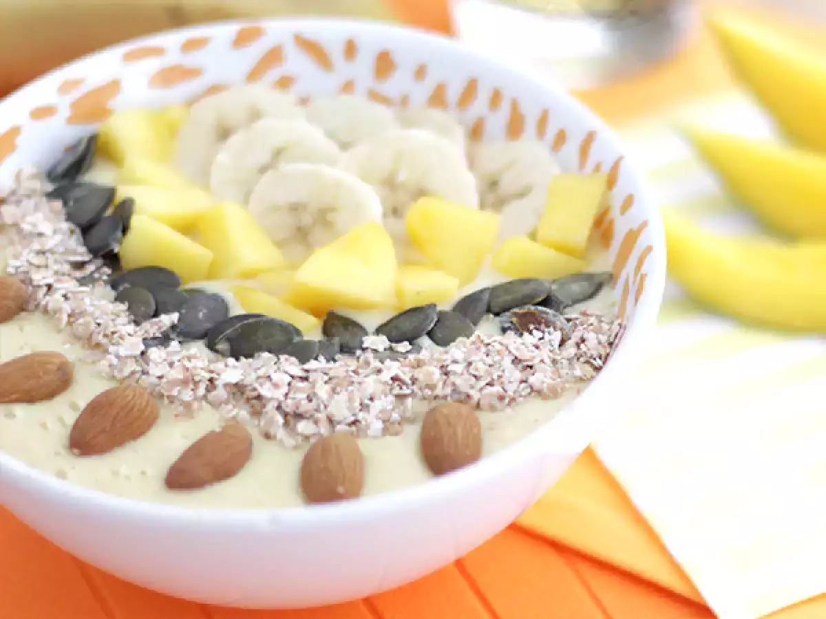 Mango μπανάνα smoothie bowl - φωτογραφία 3