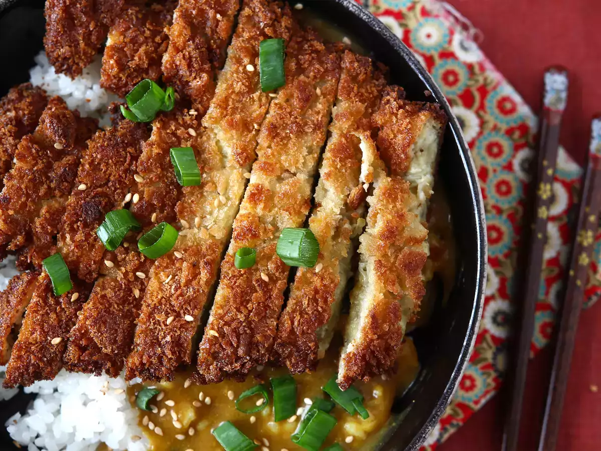 Μελιτζάνα παναρισμένη με φρυγανιά panko, ιαπωνικό κάρυ τύπου katsu, αλλά χορτοφαγικό - φωτογραφία 3
