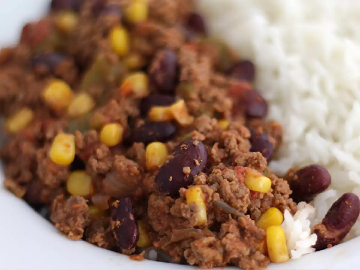 Μεξικάνικο τσίλι con carne - φωτογραφία 3