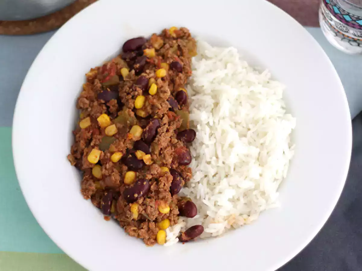 Μεξικάνικο τσίλι con carne - φωτογραφία 4