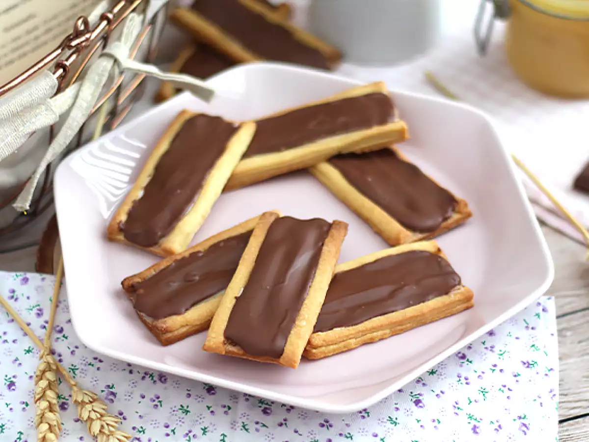 Μπισκότα twix με καραμέλα και σοκολάτα γάλακτος - φωτογραφία 2