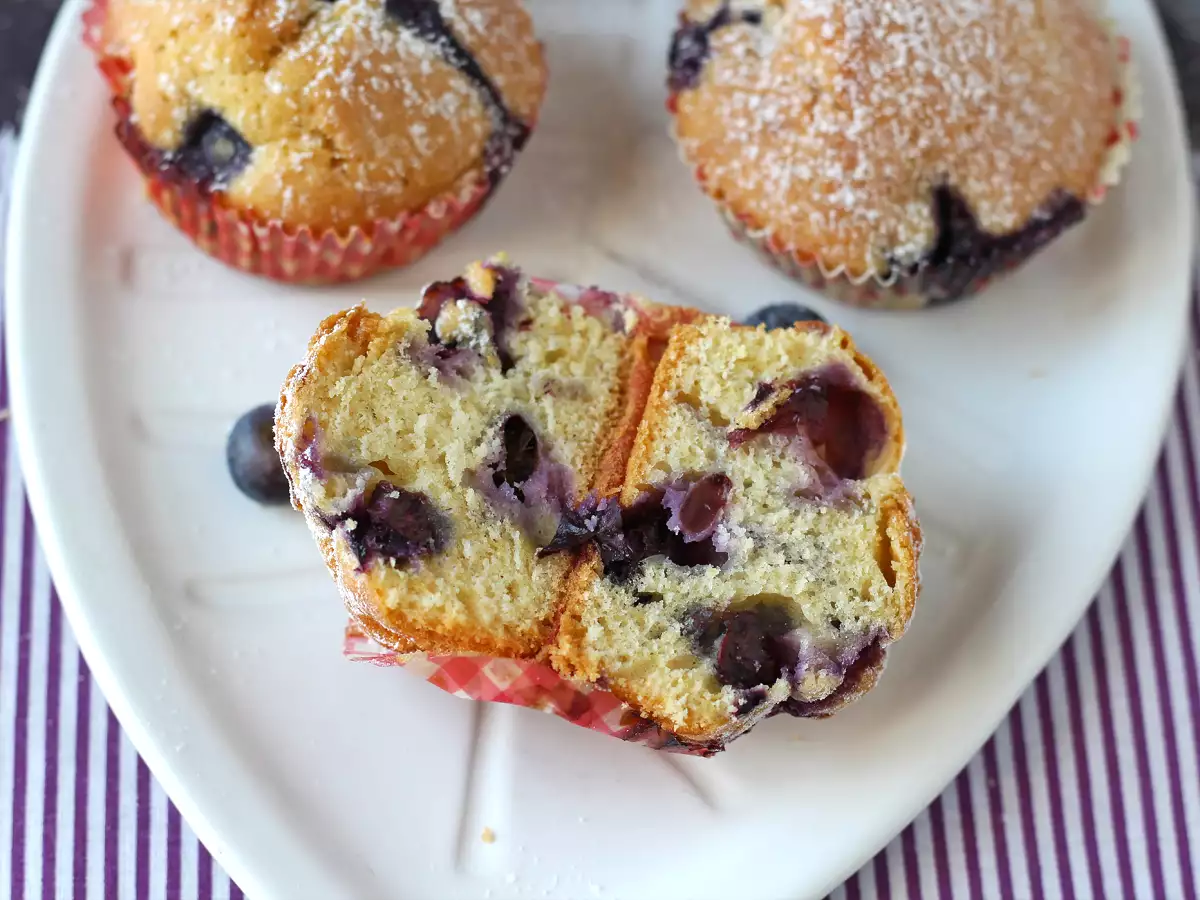 Muffins με βατόμουρα, μια μίνι εκδοχή της πίτας Πυρηναίων! - φωτογραφία 2