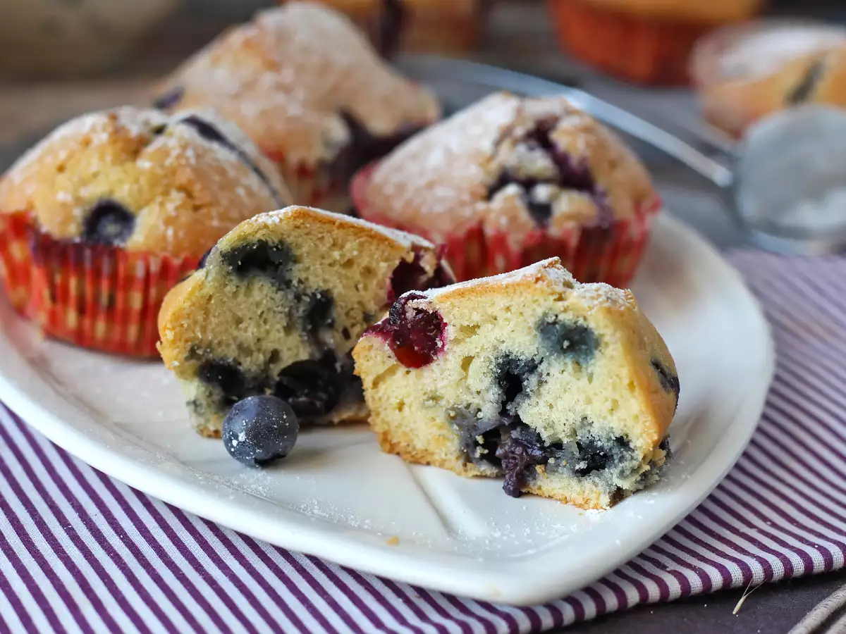 Muffins με βατόμουρα, μια μίνι εκδοχή της πίτας Πυρηναίων! - φωτογραφία 6