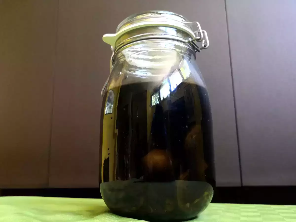 Nocino, η συνταγή και τα συστατικά για την παρασκευή του στο σπίτι - φωτογραφία 5