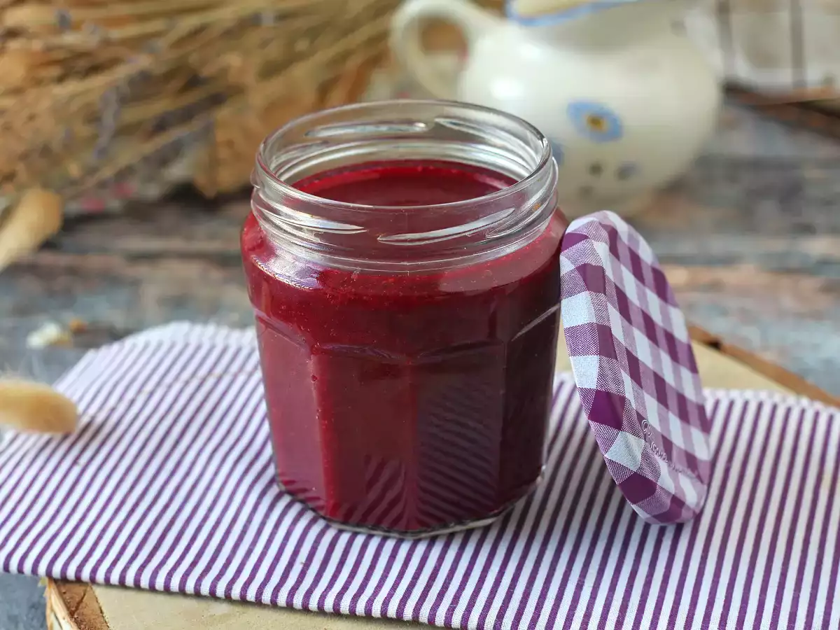 Πώς να φτιάξετε ένα εύκολο και τέλειο coulis μούρων - φωτογραφία 2