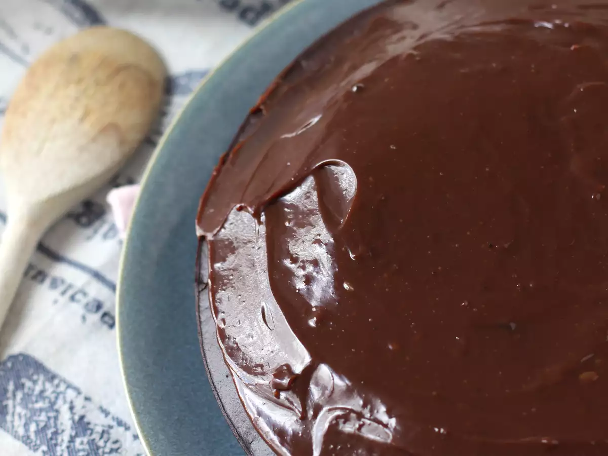 Πώς να φτιάξετε γλάσο brigadeiro για κέικ; - φωτογραφία 3