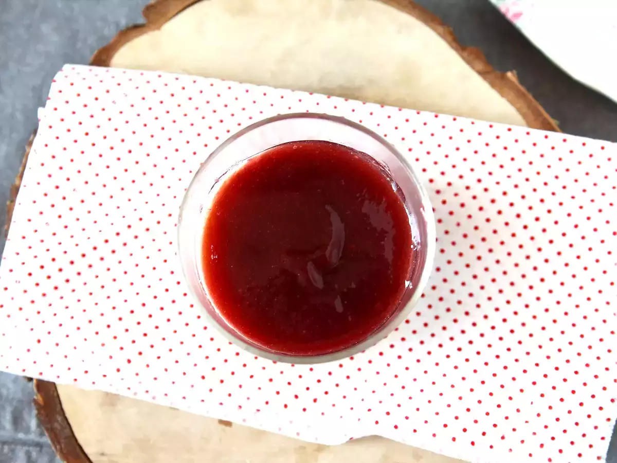 Panna cotta με coulis μούρων - φωτογραφία 3