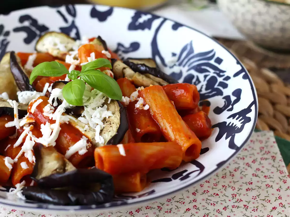 Pasta Siciliana με μελιτζάνα, η εύκολη και ελαφριά εκδοχή - Pasta alla Norma - φωτογραφία 2