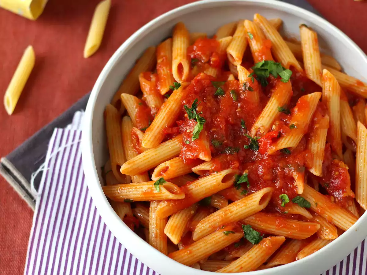 Penne all'arrabbiata: ένα κλασικό ιταλικό πιάτο που ζεσταίνει την καρδιά! - φωτογραφία 3