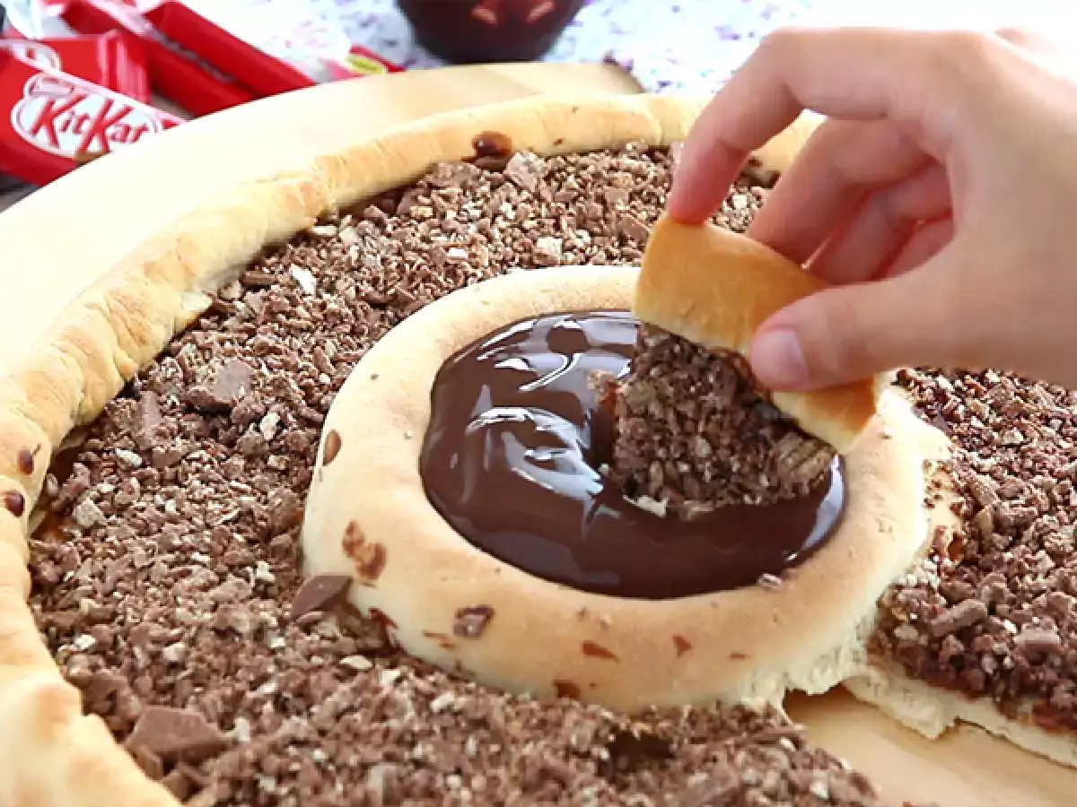 Πίτσα με Kit Kat και γιαούρτι Σοκολάτα Danette - φωτογραφία 2