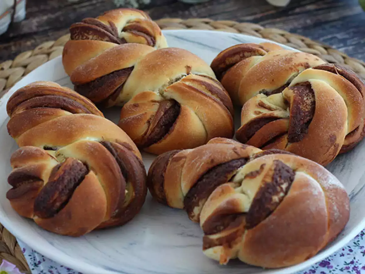 Πλεγμένα ψωμάκια με Nutella - φωτογραφία 2