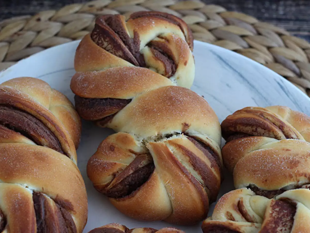 Πλεγμένα ψωμάκια με Nutella - φωτογραφία 3