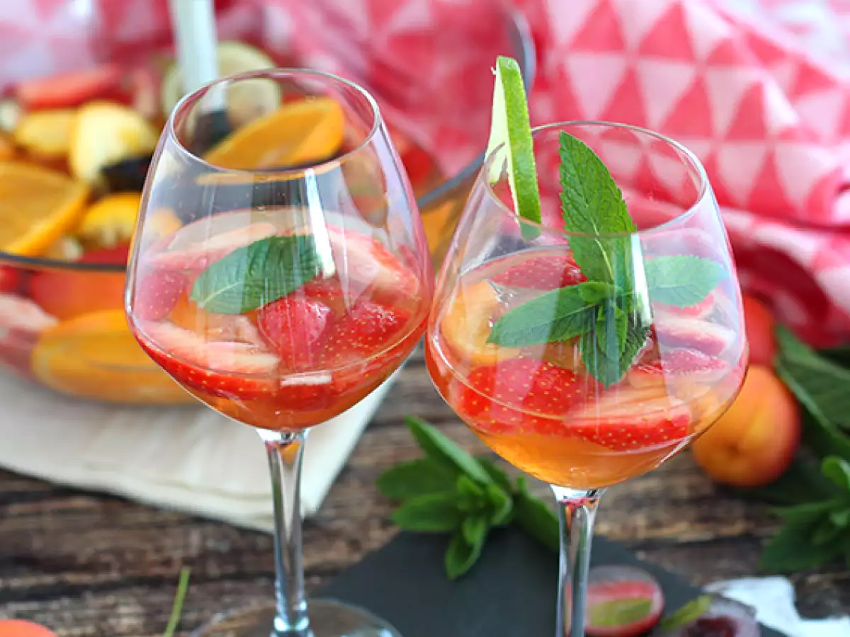 Sangria με λευκό κρασί - White Sangria - φωτογραφία 4