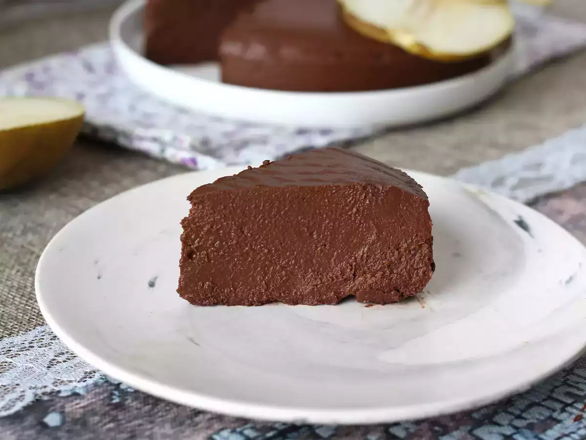 Σοκολατένιο fudge με αχλάδια, ένα πανεύκολο επιδόρπιο που φτιάχνεται με μόλις 2 υλικά! - φωτογραφία 7