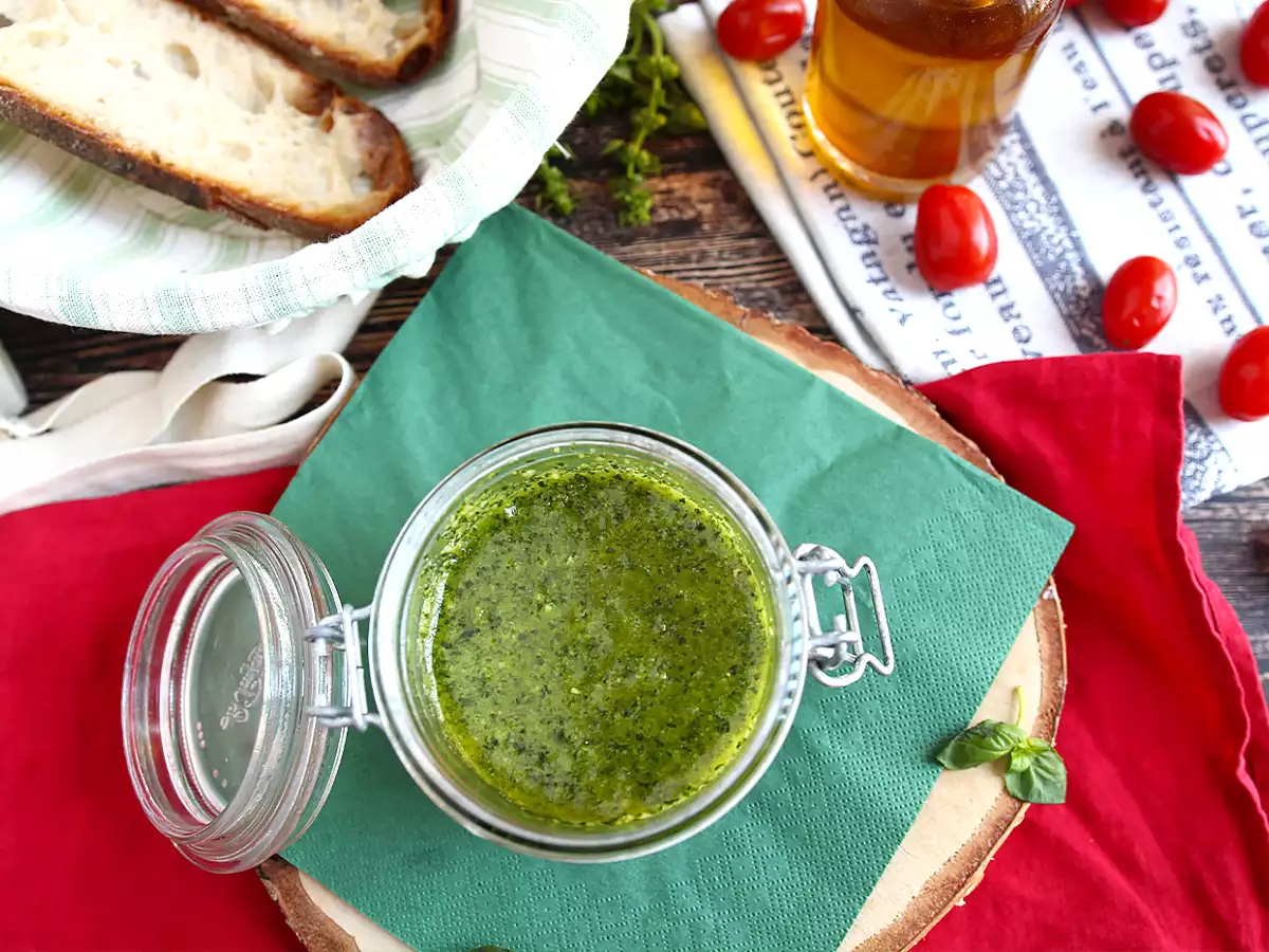 Σπιτικό πράσινο πέστο - pesto alla genovese - φωτογραφία 4