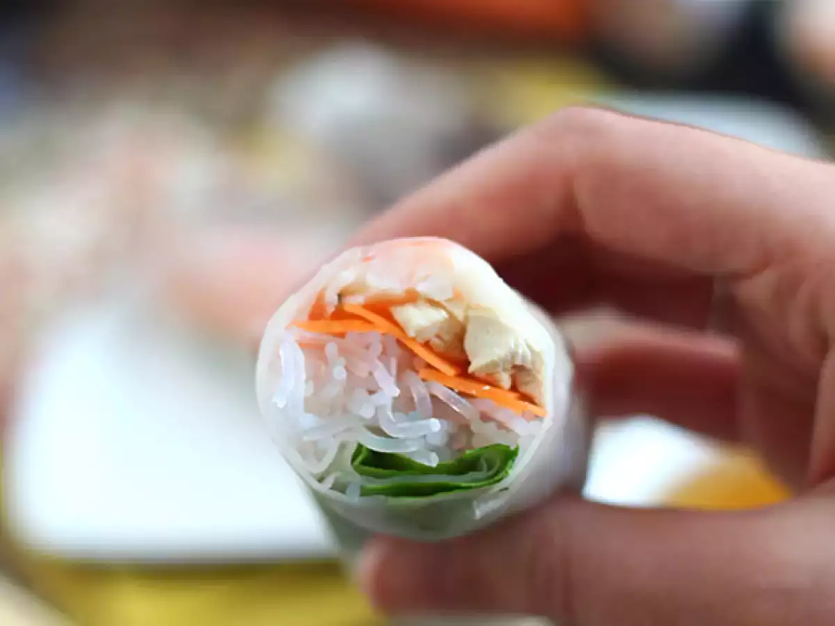 Spring rolls - γαρίδες κοτόπουλο - φωτογραφία 4