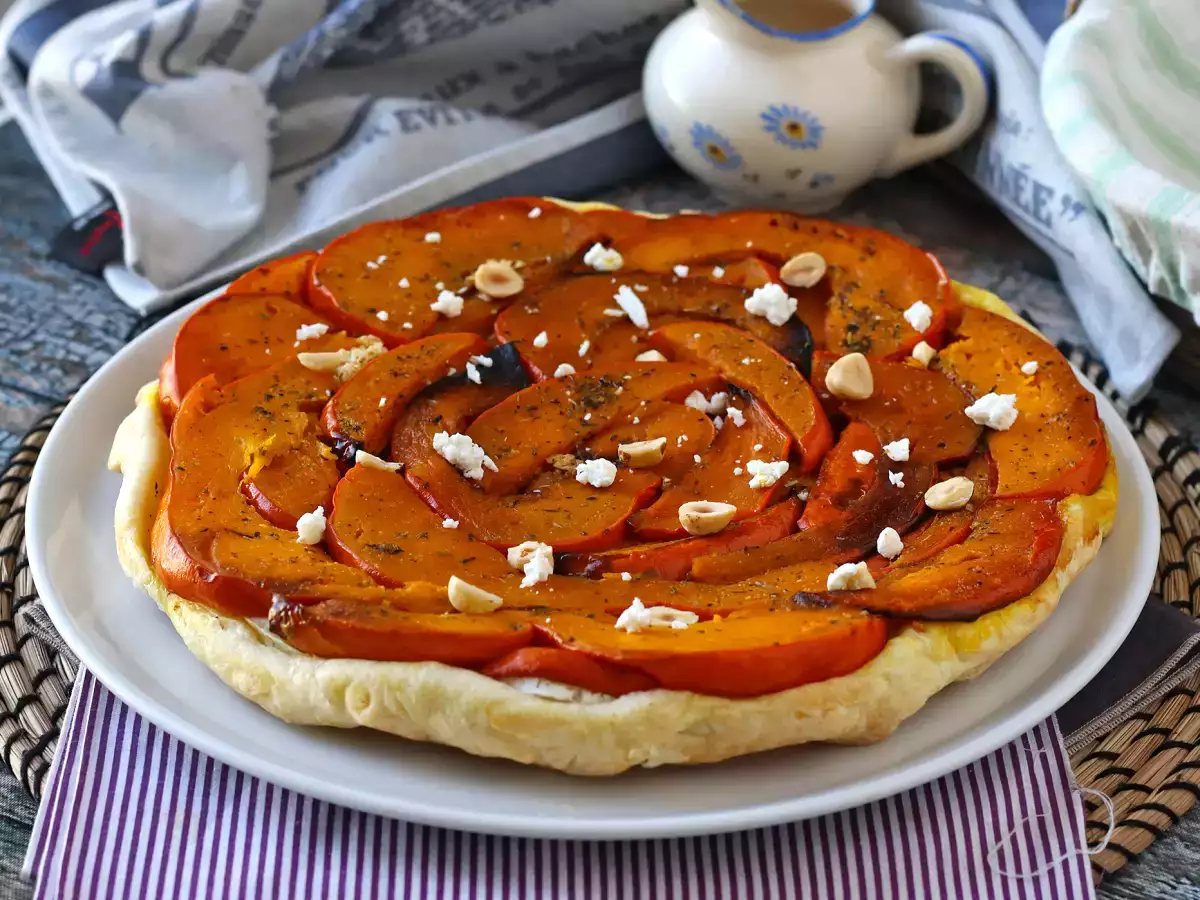 Tatin κολοκύθας με κατσικίσιο τυρί και μέλι - φωτογραφία 5