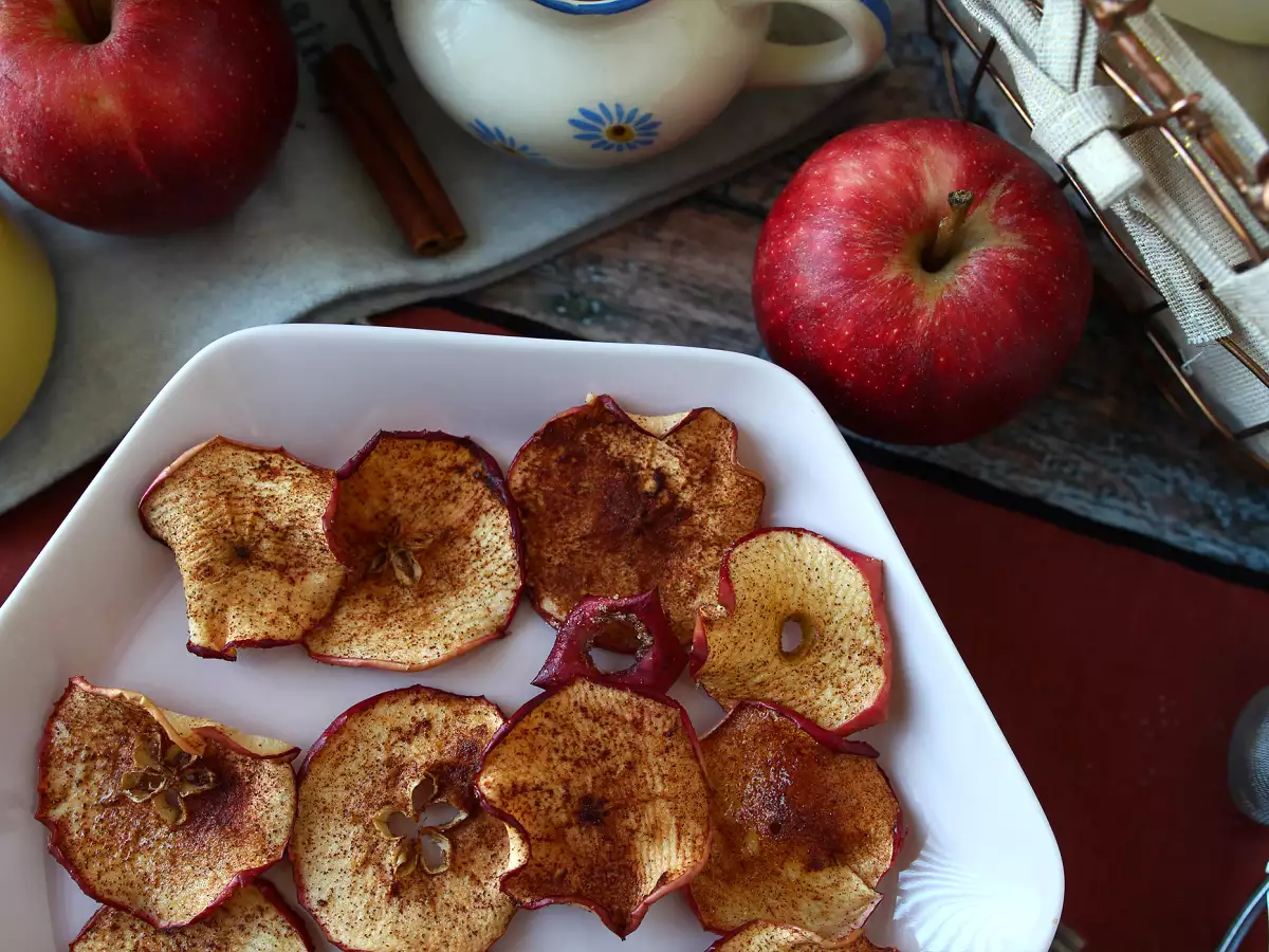 Τσιπς μήλου κανέλας με φριτέζα αέρα - φωτογραφία 2