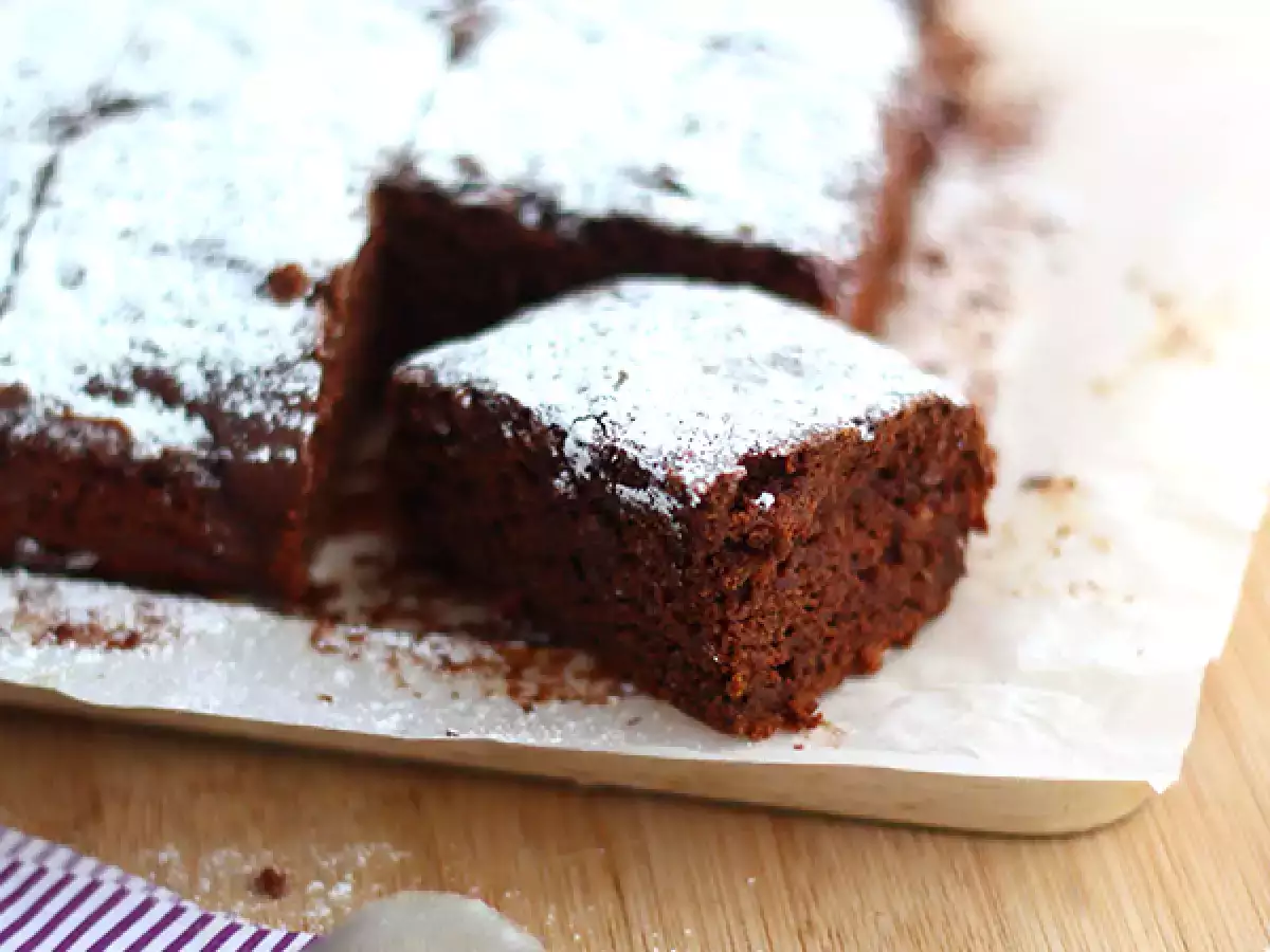 Vegan brownie, χωρίς αυγά και γάλα - φωτογραφία 3