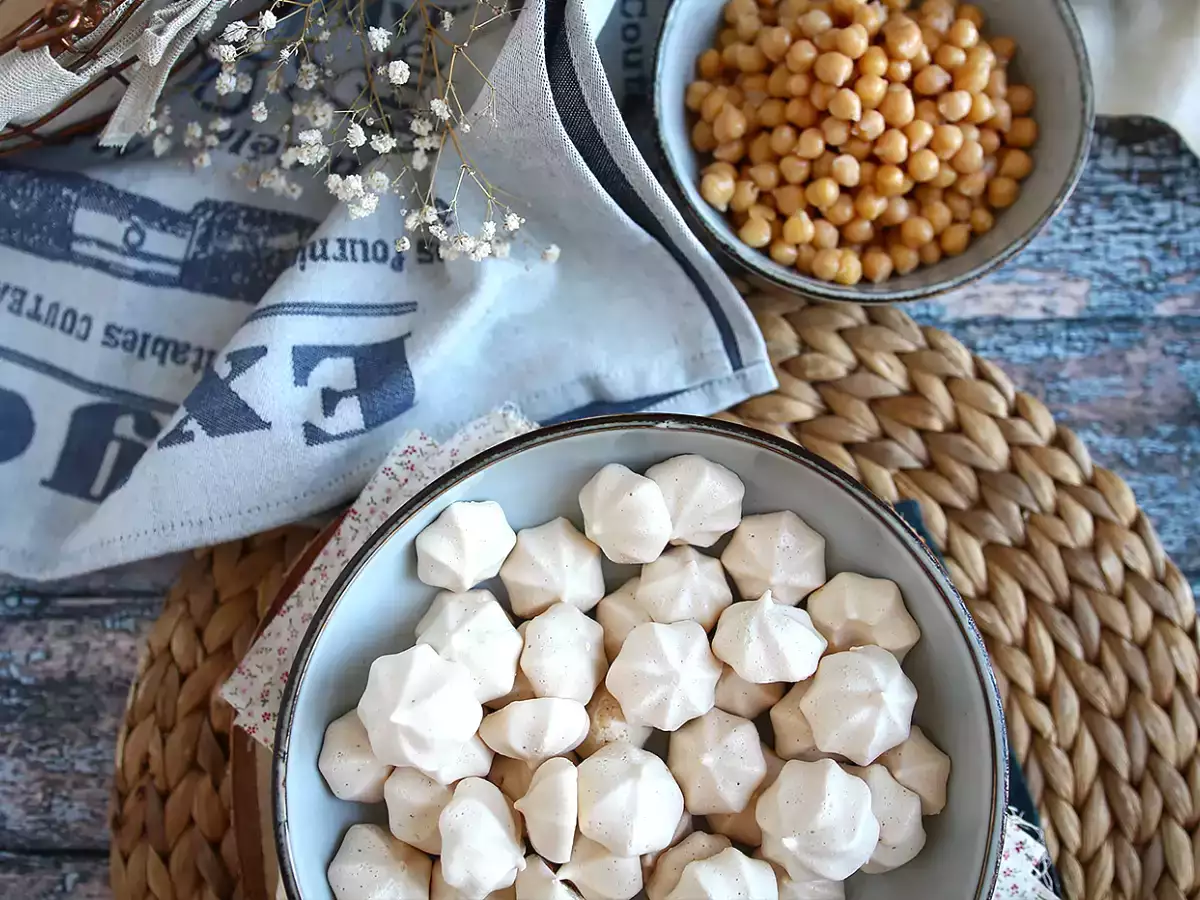 Vegan μαρέγκες με aquafaba - φωτογραφία 4